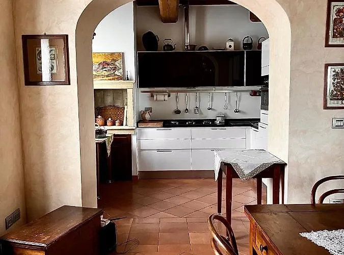 Apartment La Bargnina Serrungarina